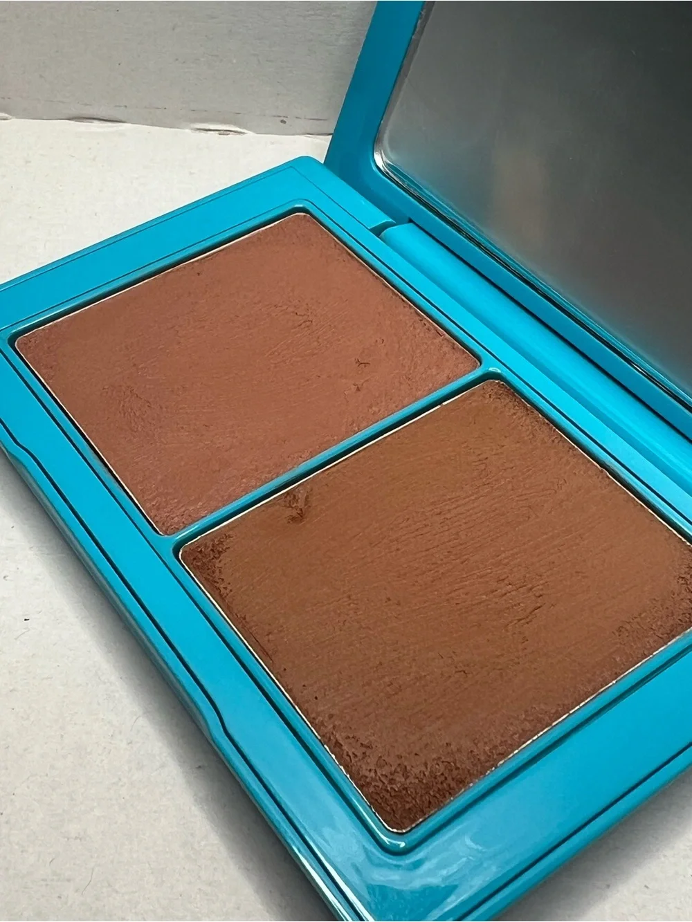 Westman Atelier Sun Tone Bronzing Crème.